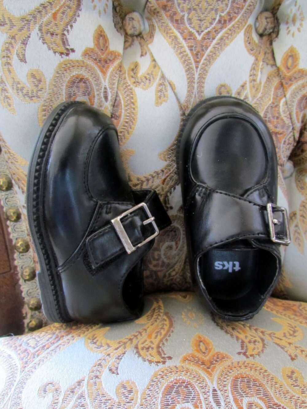 BABY BOY'S SHOES, 3, BLACK DRESS SHOES w BUCKLES + PRESS DOWN FASTENERS, TKS